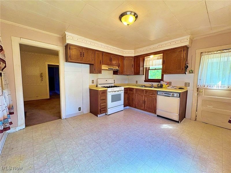 48375 Telegraph Road, Amherst, OH 44001 Photo 9