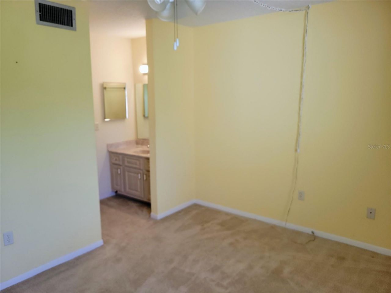 1635 58th Terrace S, Unit 4, Saint Petersburg, FL 33712 Photo