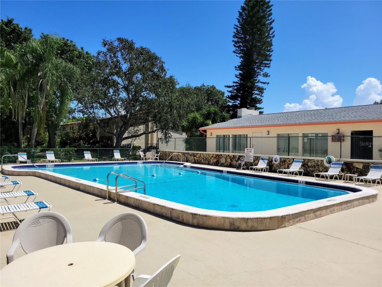 1635 58th Terrace S, Unit 4, Saint Petersburg, FL 33712 Photo