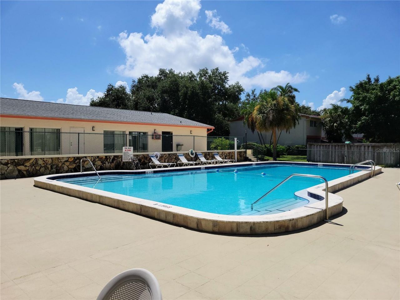 1635 58th Terrace S, Unit 4, Saint Petersburg, FL 33712 Photo