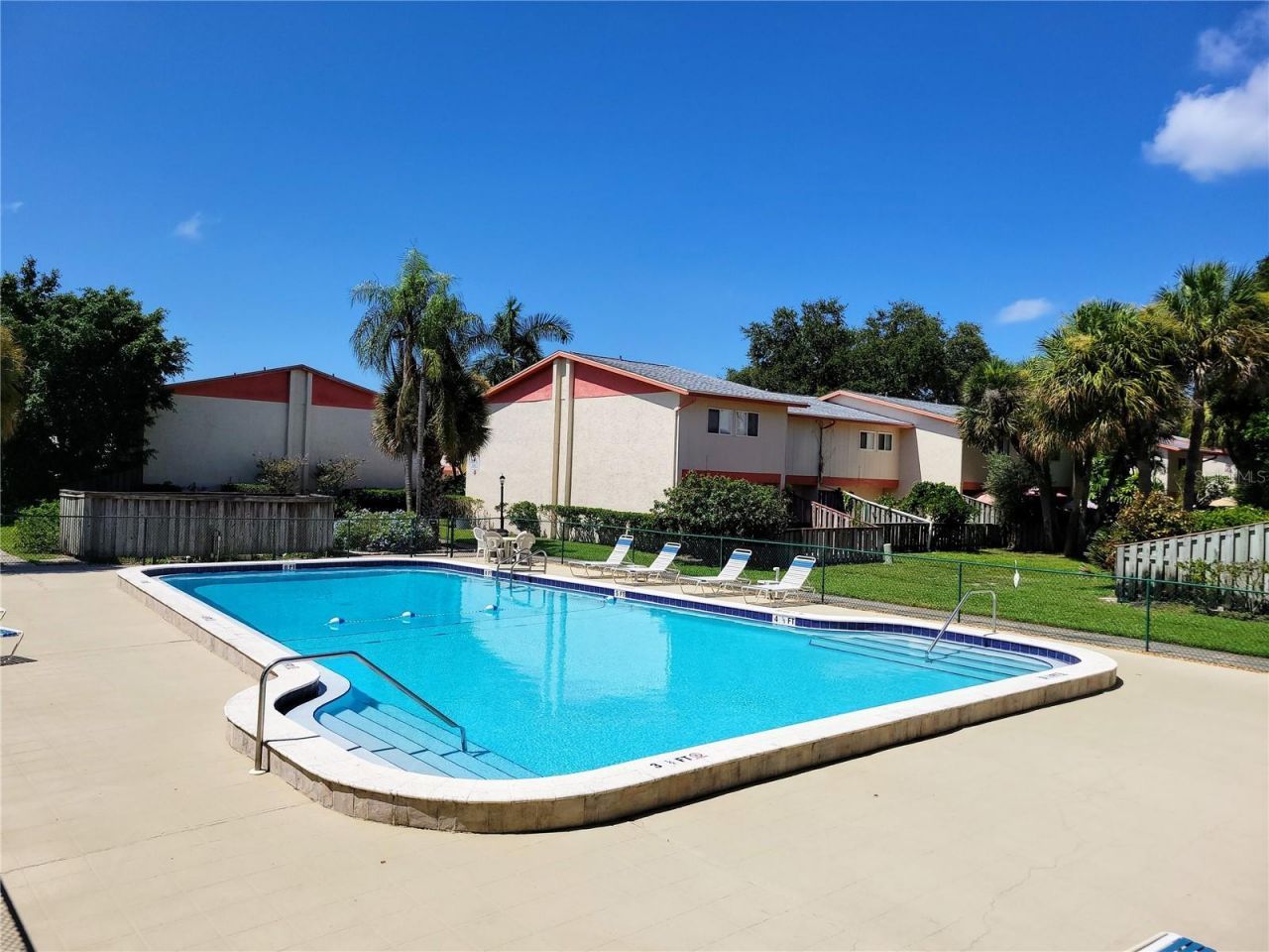 1635 58th Terrace S, Unit 4, Saint Petersburg, FL 33712 Photo