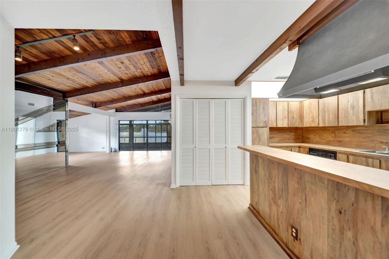 616 Briarwood Cir, Hollywood, FL 33024 Photo