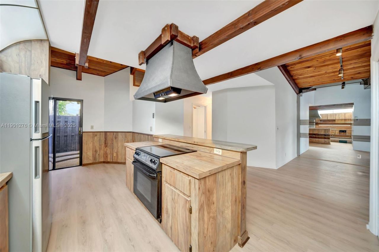 616 Briarwood Cir, Hollywood, FL 33024 Photo