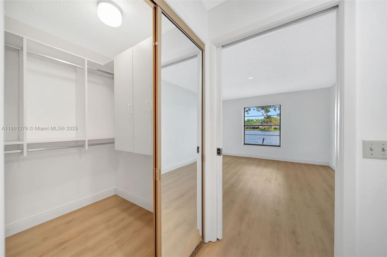 616 Briarwood Cir, Hollywood, FL 33024 Photo