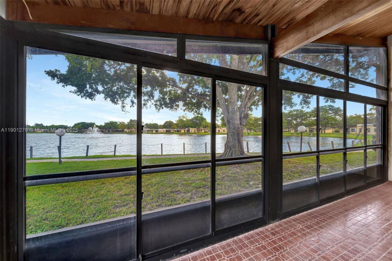 616 Briarwood Cir, Hollywood, FL 33024 Photo