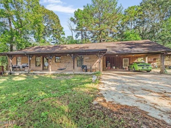 542 Southgate Road, Hattiesburg, MS 39401