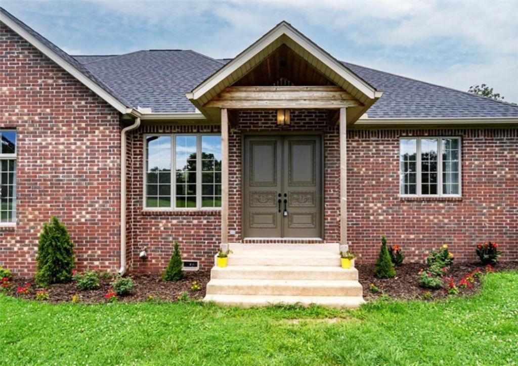 15071 Crossover Road, Gravette, AR 72736 Main Photo