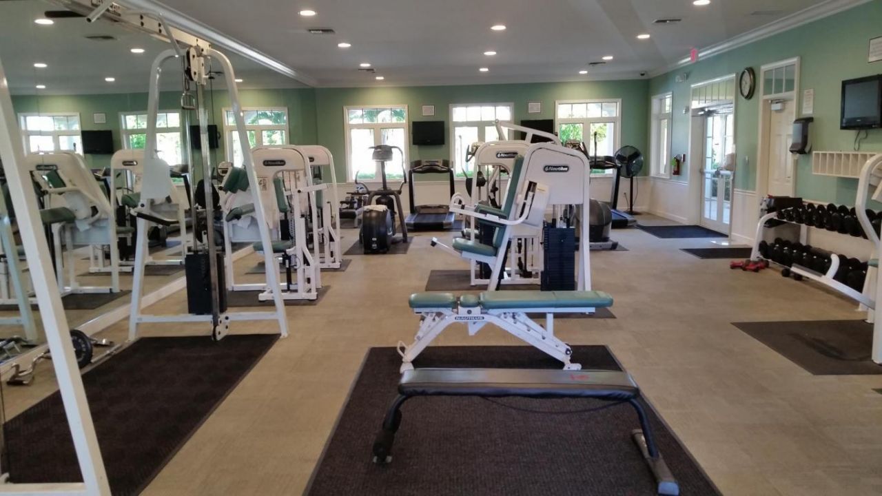 37 Harbour Isle Drive E, Unit 101, Fort Pierce, FL 34949 Photo