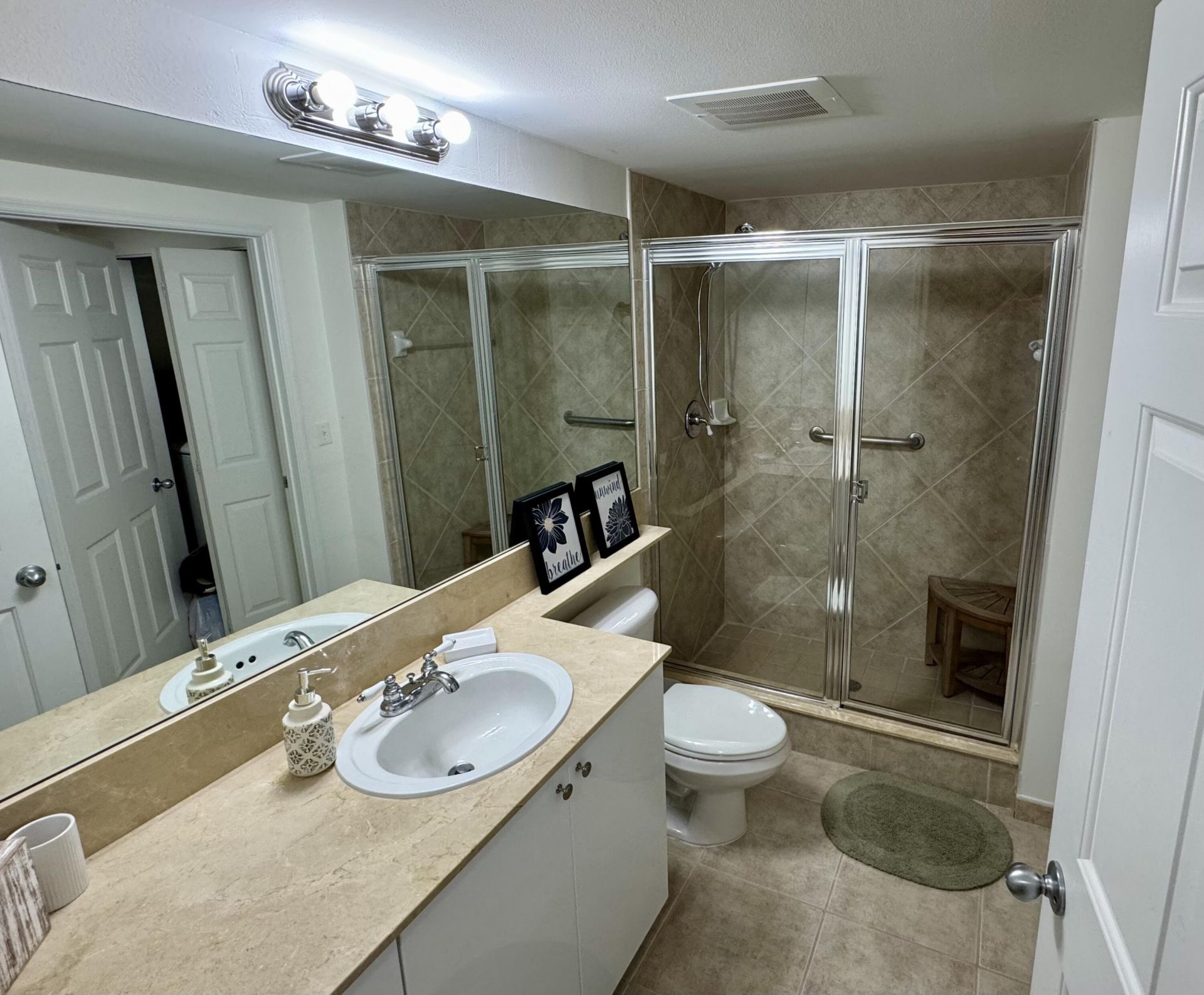 625 Casa Loma Boulevard, Unit 304, Boynton Beach, FL 33435 Photo