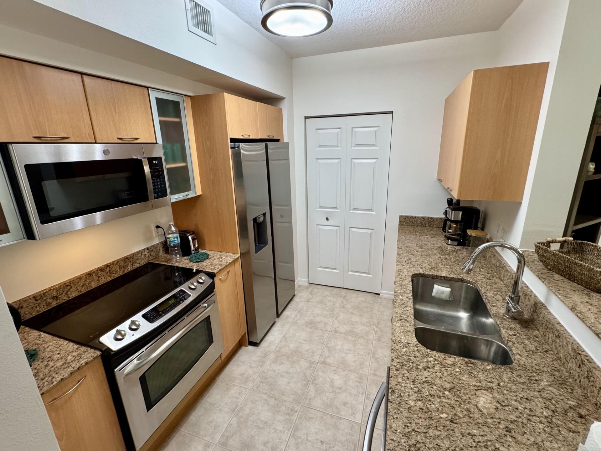 625 Casa Loma Boulevard, Unit 304, Boynton Beach, FL 33435 Photo