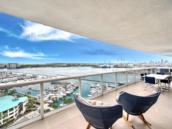 400 Alton Road, Unit 1808, Miami Beach, FL 33139