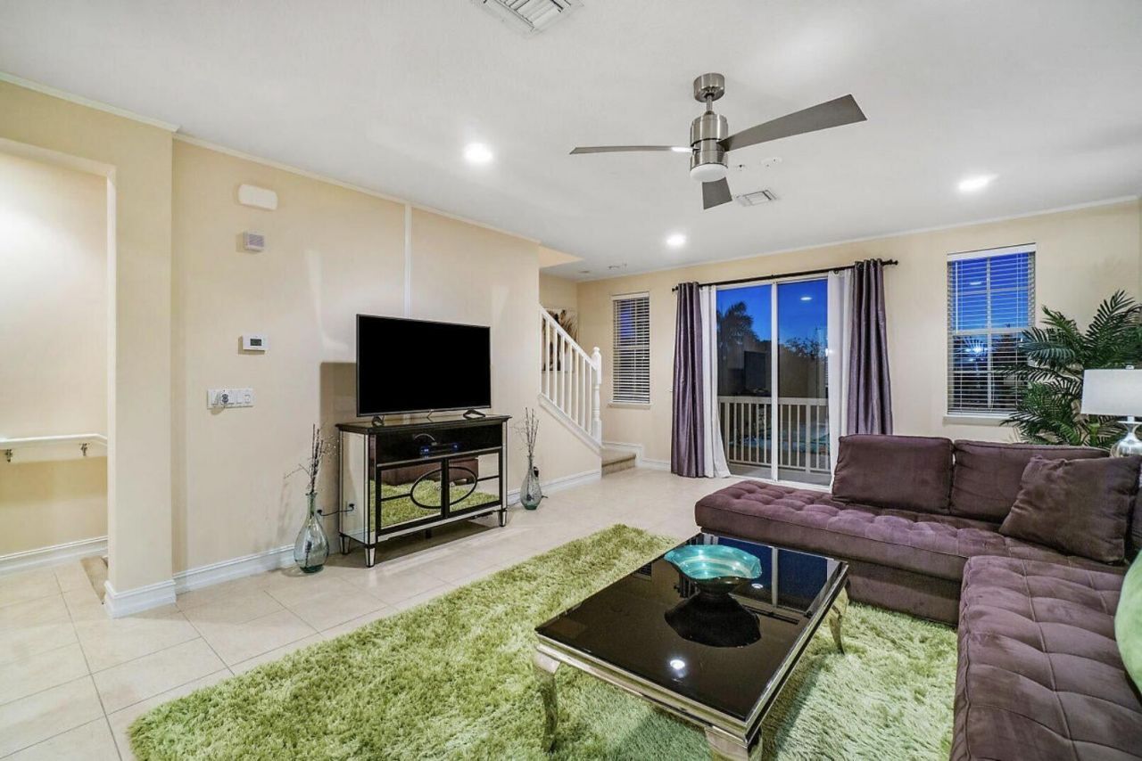 111 SW 2nd Avenue, Delray Beach, FL 33444 Photo