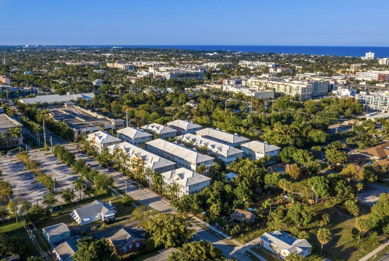 111 SW 2nd Avenue, Delray Beach, FL 33444 Photo