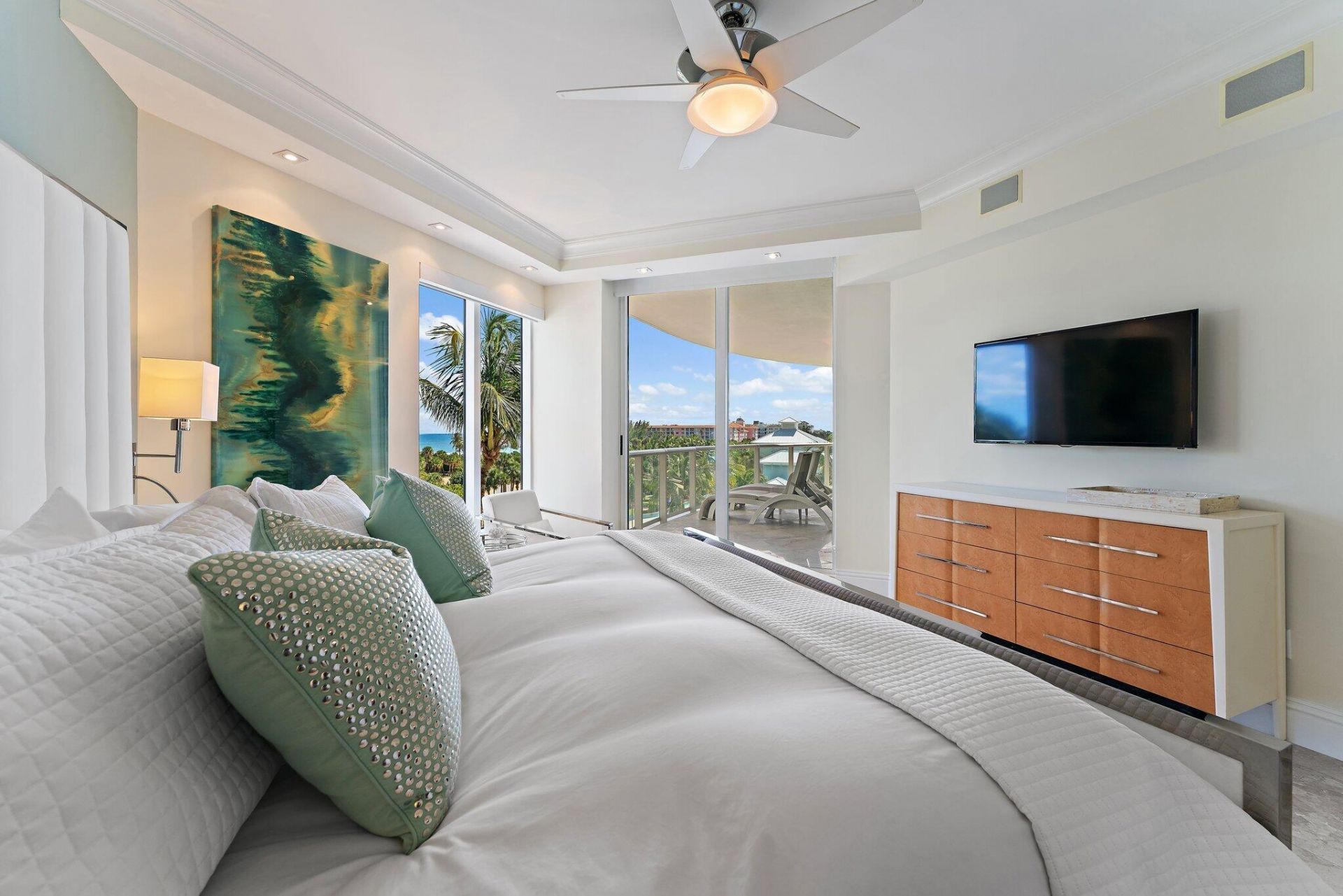 2700 N Ocean Drive, Unit 304b, Singer Island, FL 33404 Photo