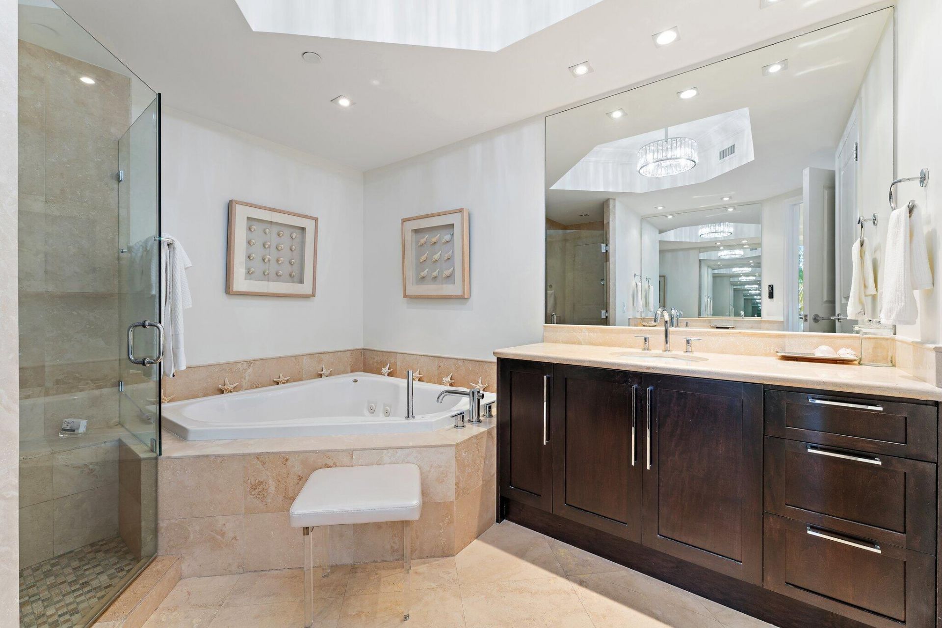 2700 N Ocean Drive, Unit 304b, Singer Island, FL 33404 Photo