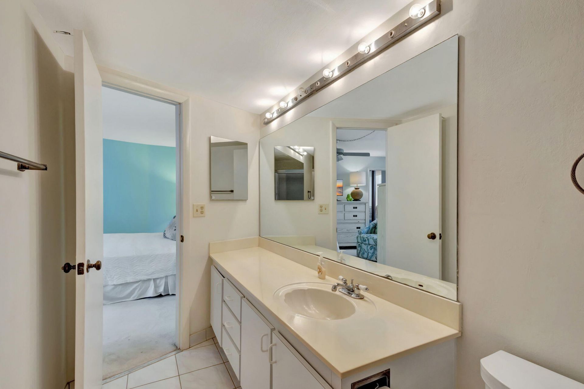 2800 N Ocean Drive, Unit A-9c, Singer Island, FL 33404 Photo
