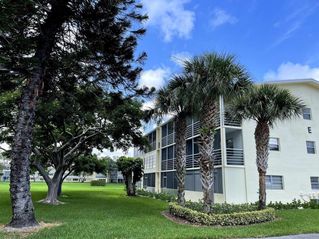 198 Dorset E, Unit E, Boca Raton, FL 33434 Photo