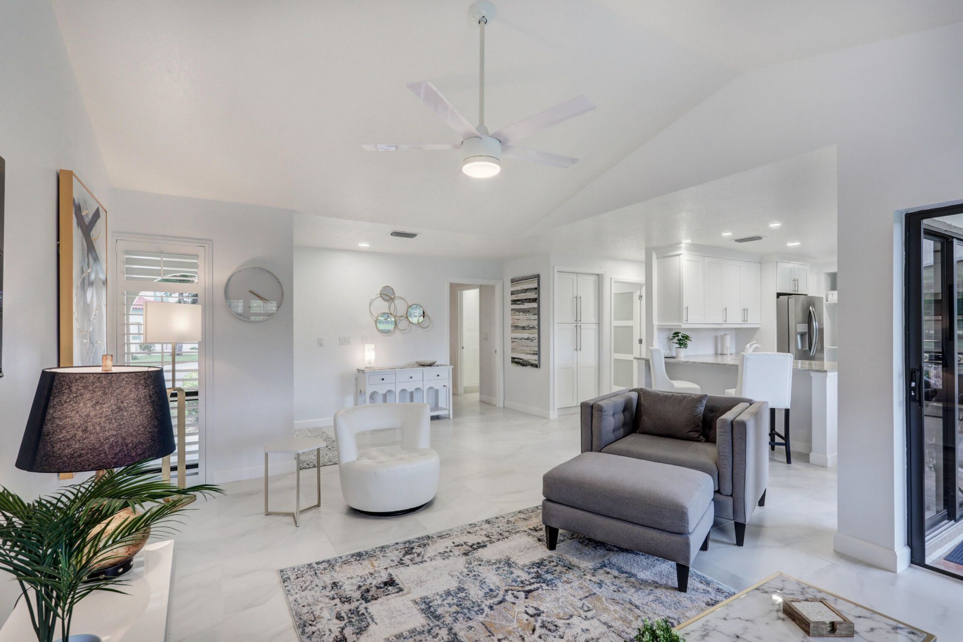 6 Lexington Lane E, Unit D, Palm Beach Gardens, FL 33418 Photo