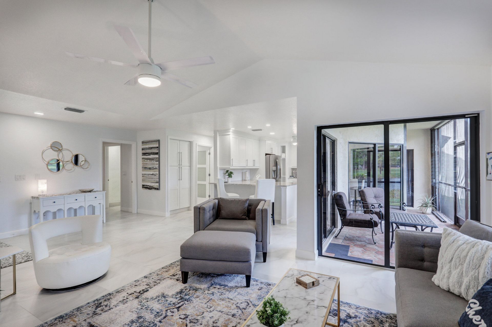 6 Lexington Lane E, Unit D, Palm Beach Gardens, FL 33418 Photo