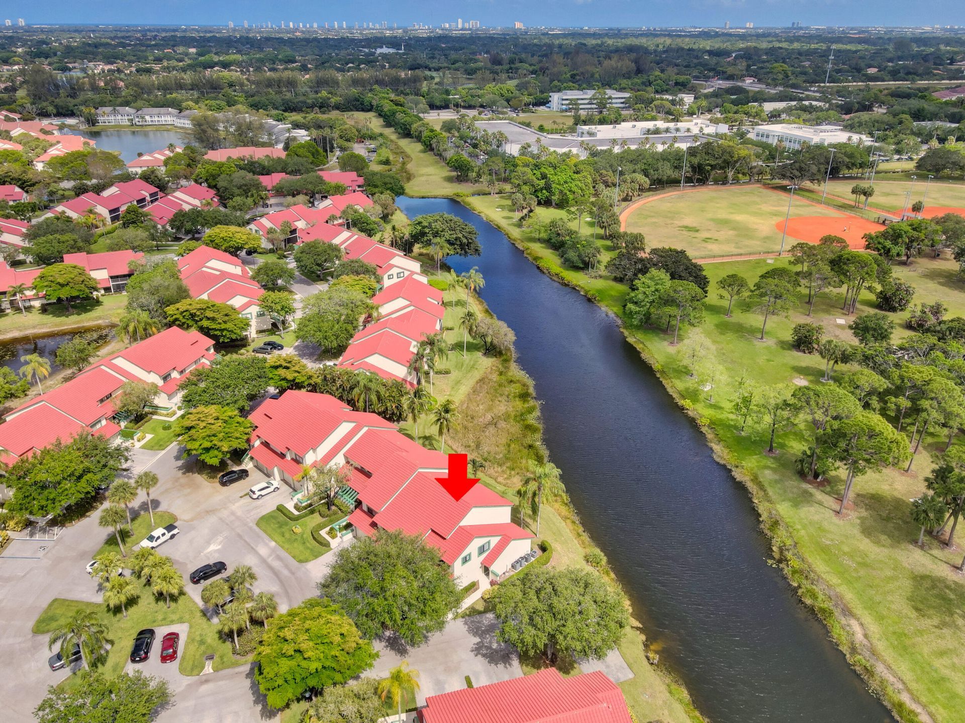 6 Lexington Lane E, Unit D, Palm Beach Gardens, FL 33418 Photo