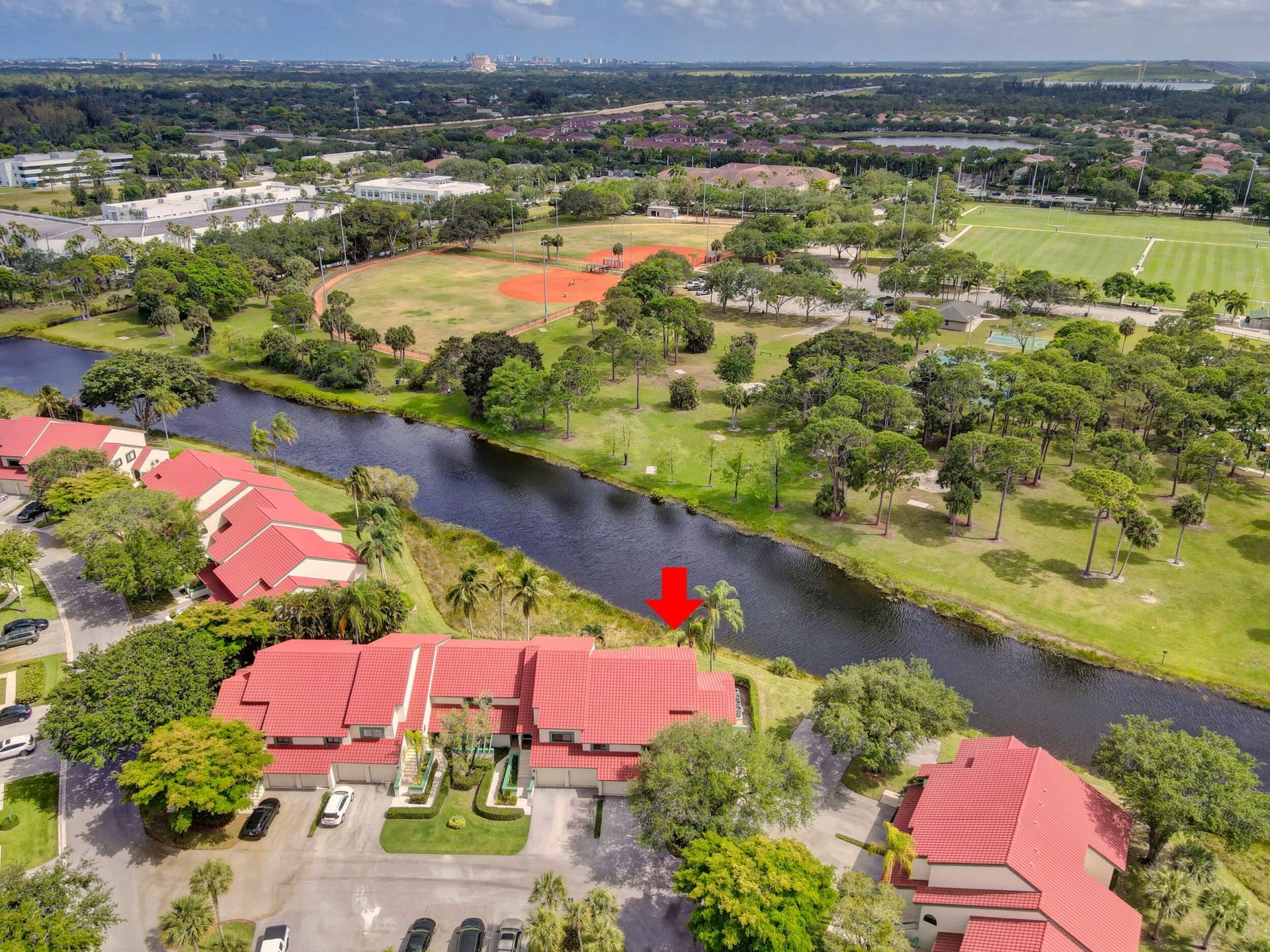 6 Lexington Lane E, Unit D, Palm Beach Gardens, FL 33418 Photo