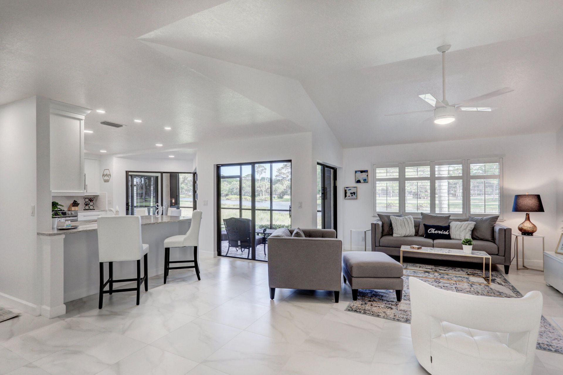 6 Lexington Lane E, Unit D, Palm Beach Gardens, FL 33418 Photo