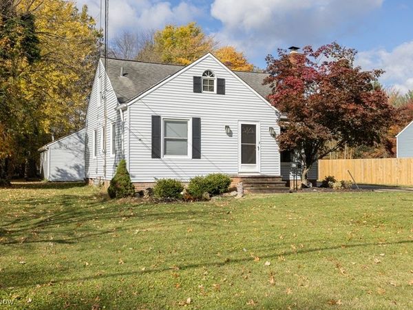 2186 Canterbury Road, Westlake, OH 44145