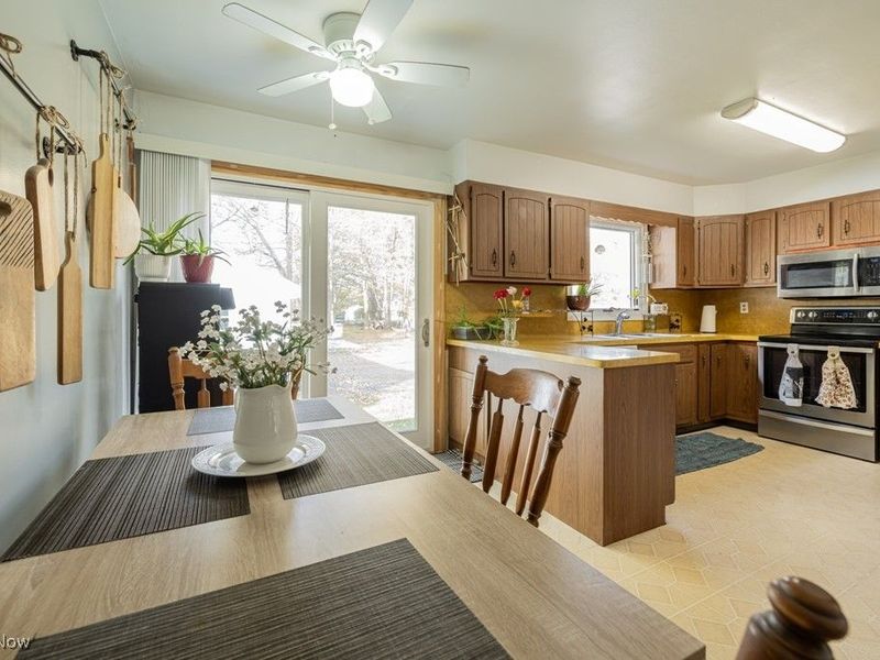 2186 Canterbury Road, Westlake, OH 44145 Photo 12