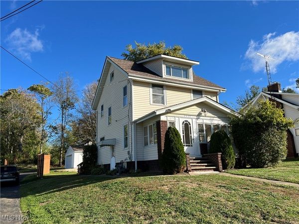 2923 Lincoln Street E, Canton, OH 44707