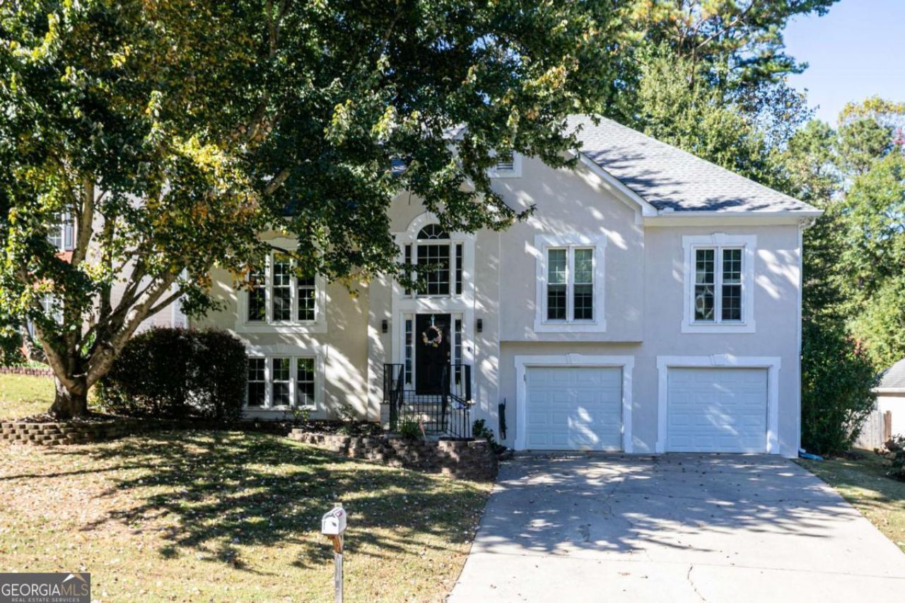163 Clubhouse Drive Nw, Kennesaw, GA 30144 Main Photo