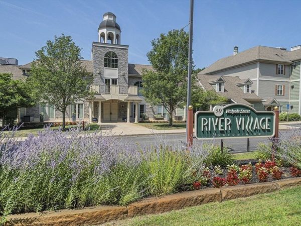 59 Walpole St, Unit 210, Canton, MA 02021