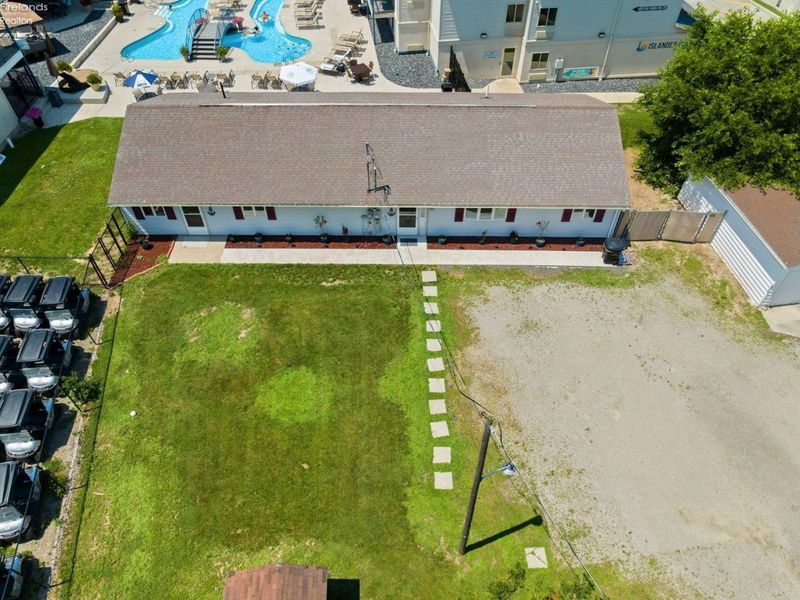 389 Loraine Avenue, Put in Bay, OH 43456 Photo 30