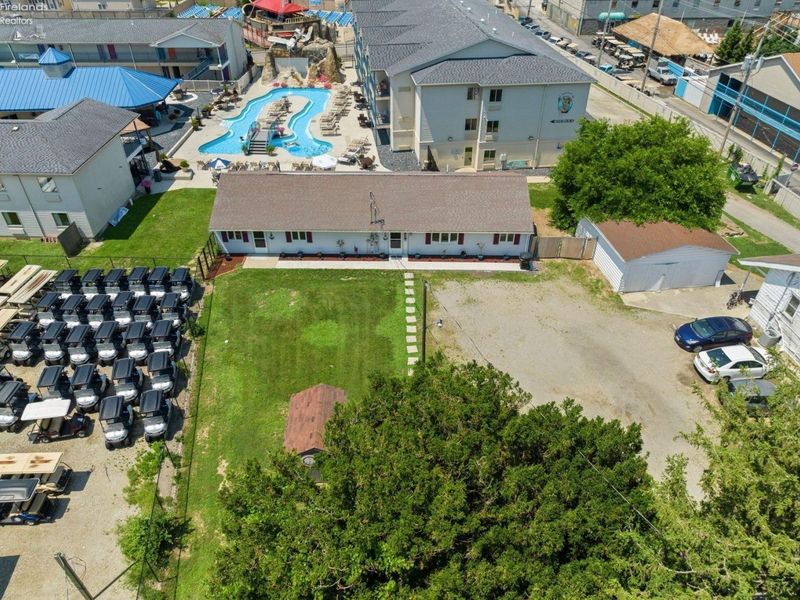 389 Loraine Avenue, Put in Bay, OH 43456 Photo 33