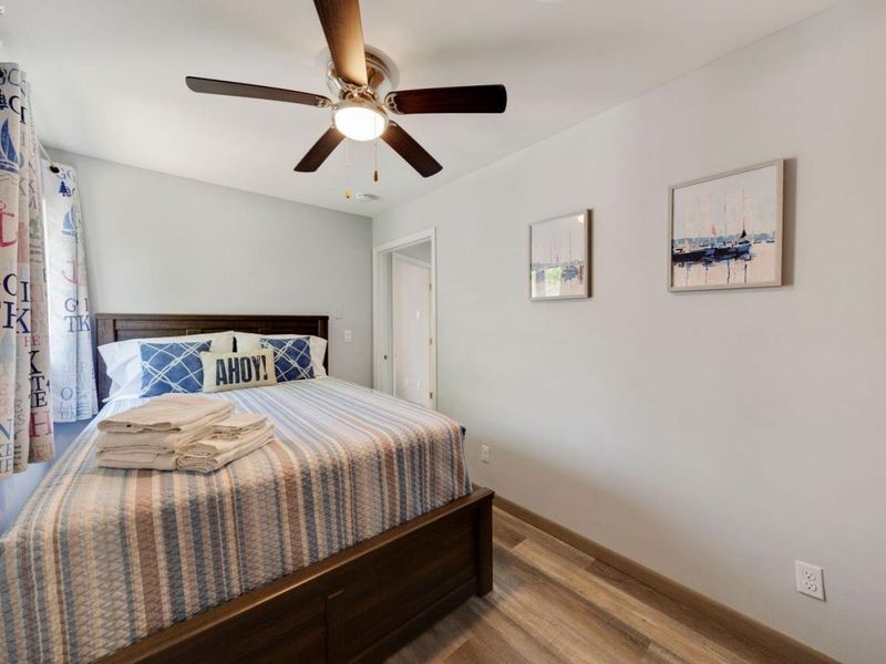 389 Loraine Avenue, Put in Bay, OH 43449 Photo 13