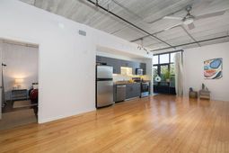 1 Cool Blow Street photo 4