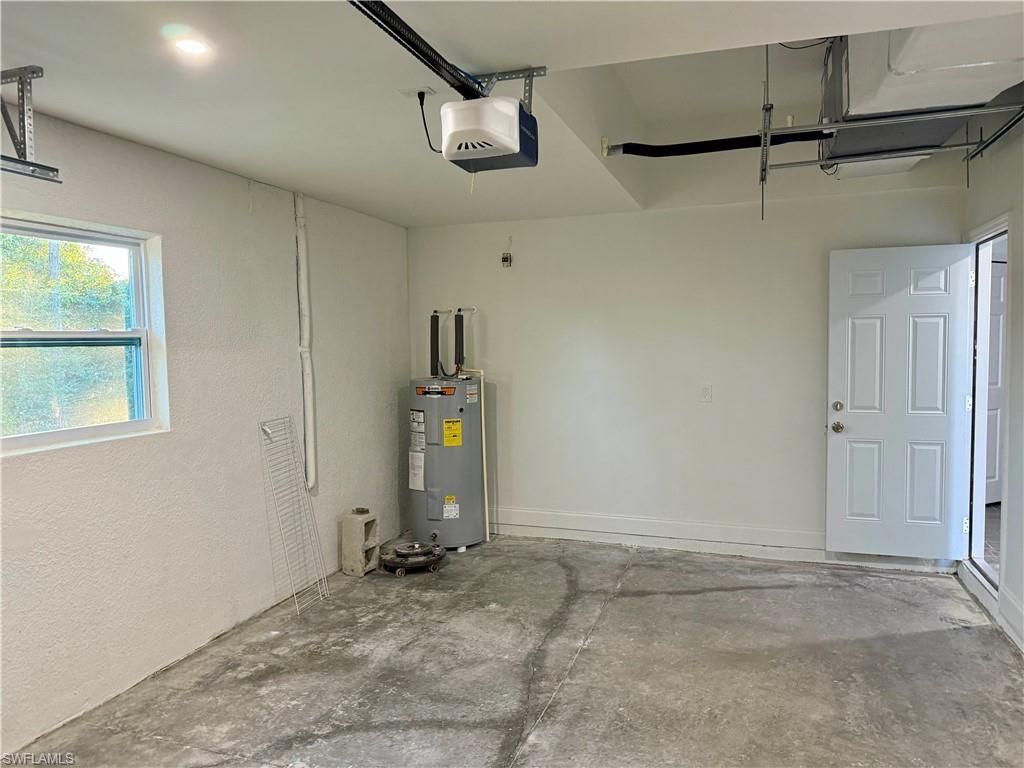 701-703 Gordon Ave S, Lehigh Acres, FL 33973 Photo