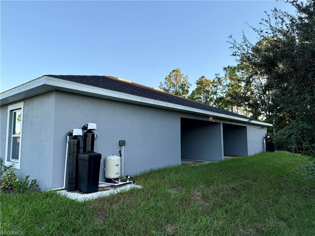 701-703 Gordon Ave S, Lehigh Acres, FL 33973 Photo