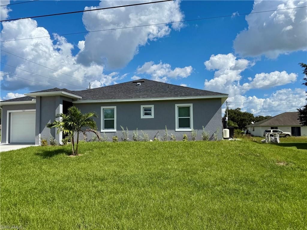 701-703 Gordon Ave S, Lehigh Acres, FL 33973 Photo