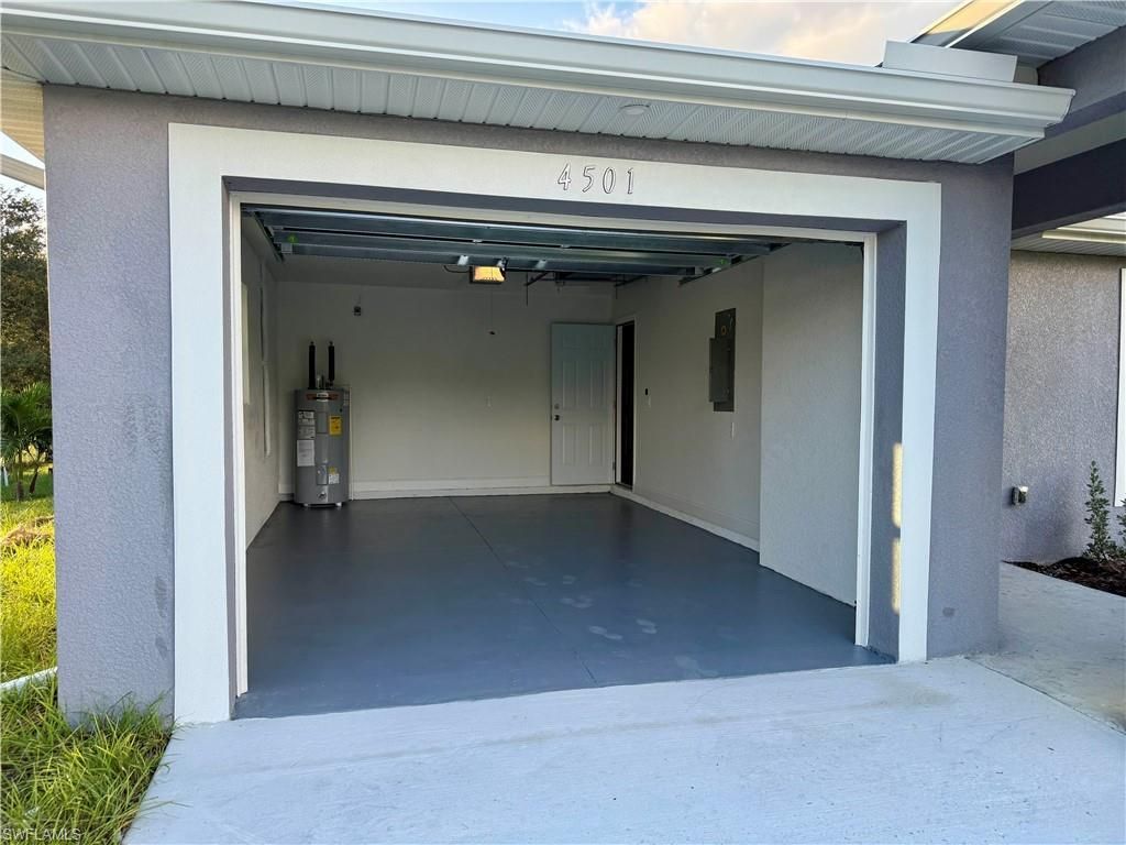 701-703 Gordon Ave S, Lehigh Acres, FL 33973 Photo