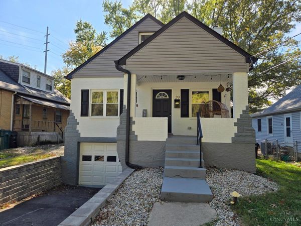 29 Hartwell Court, Cincinnati, OH 45216