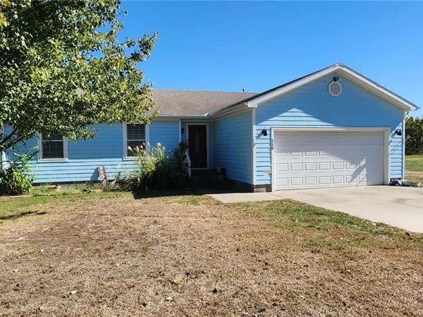 110 S Williams Street, Girard, KS 66743