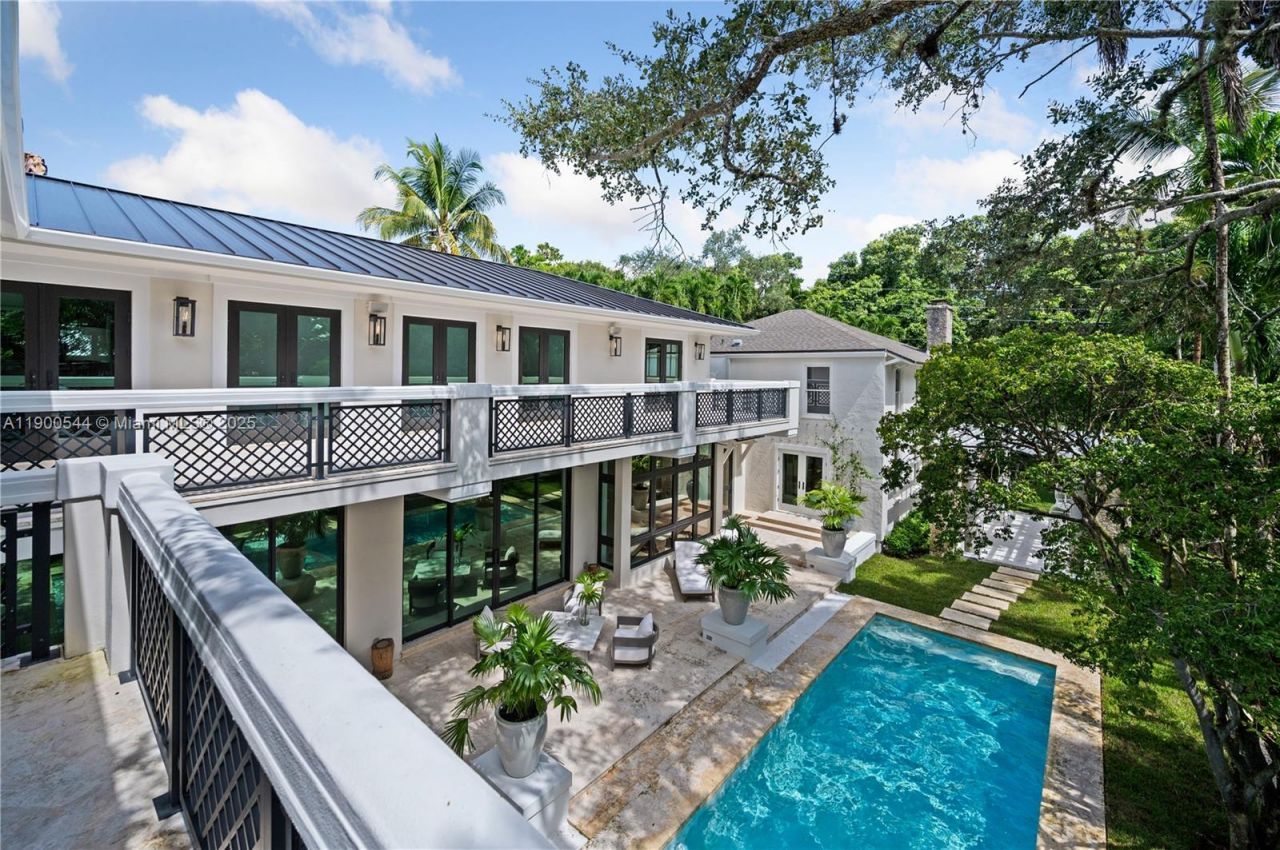 3701 Park Ave, Miami, FL 33133 Photo