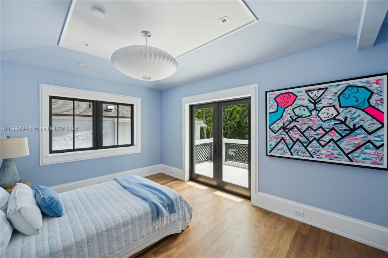 3701 Park Ave, Miami, FL 33133 Photo