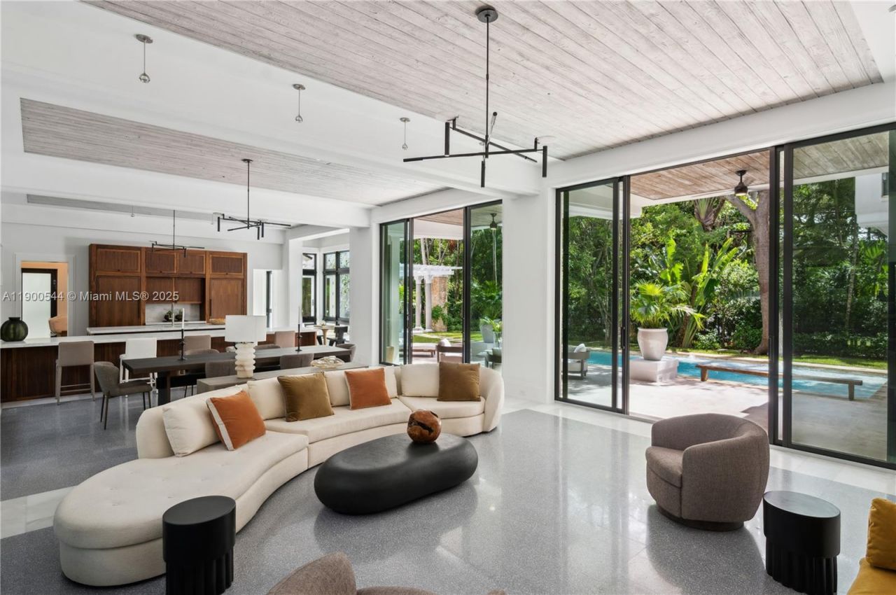 3701 Park Ave, Miami, FL 33133 Photo