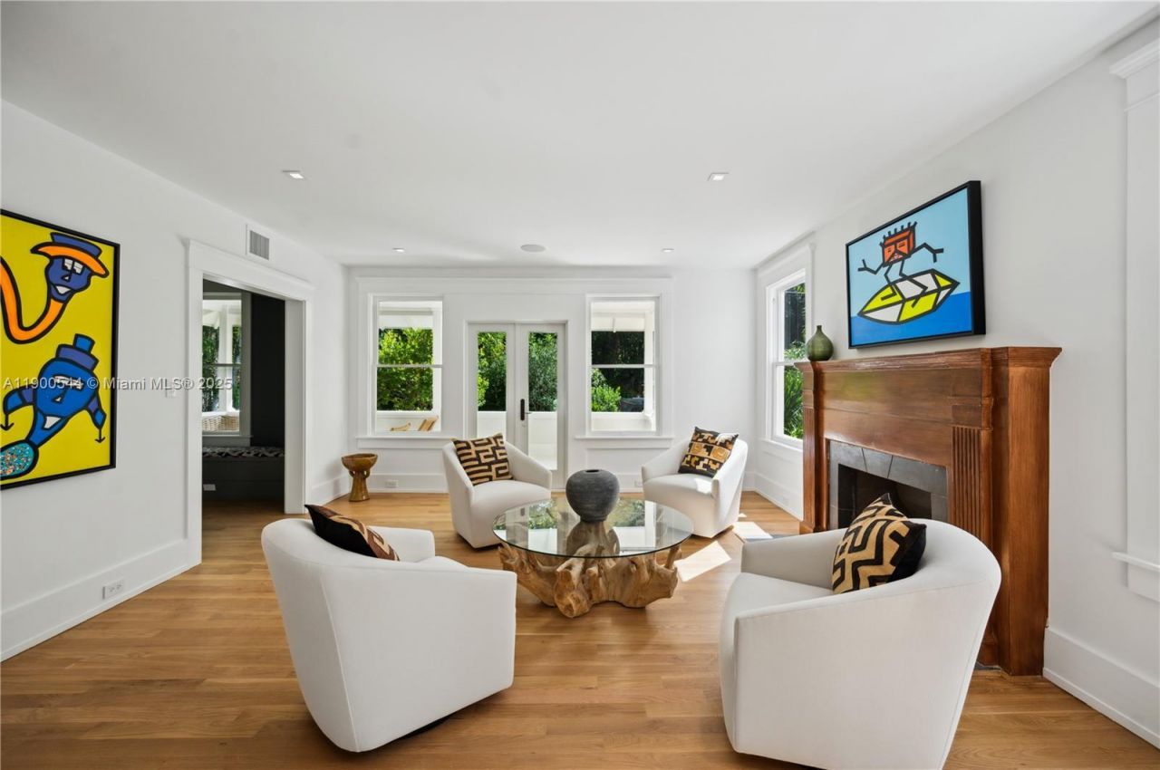 3701 Park Ave, Miami, FL 33133 Photo