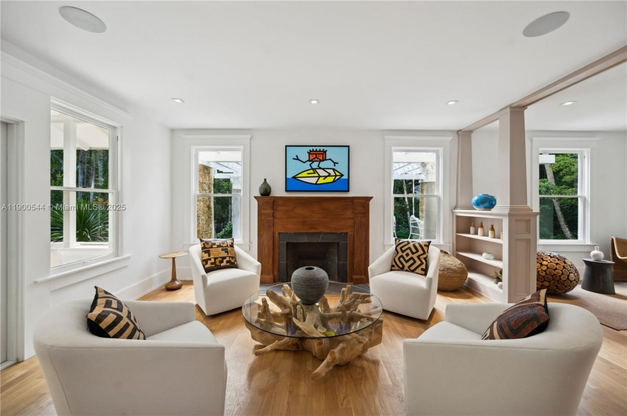 3701 Park Ave, Miami, FL 33133 Photo