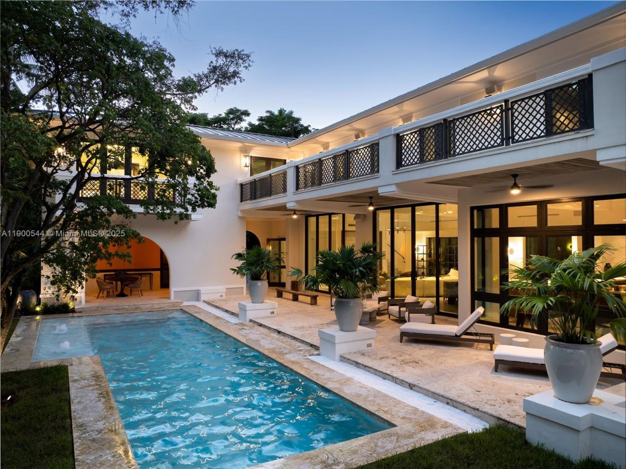 3701 Park Ave, Miami, FL 33133 Photo