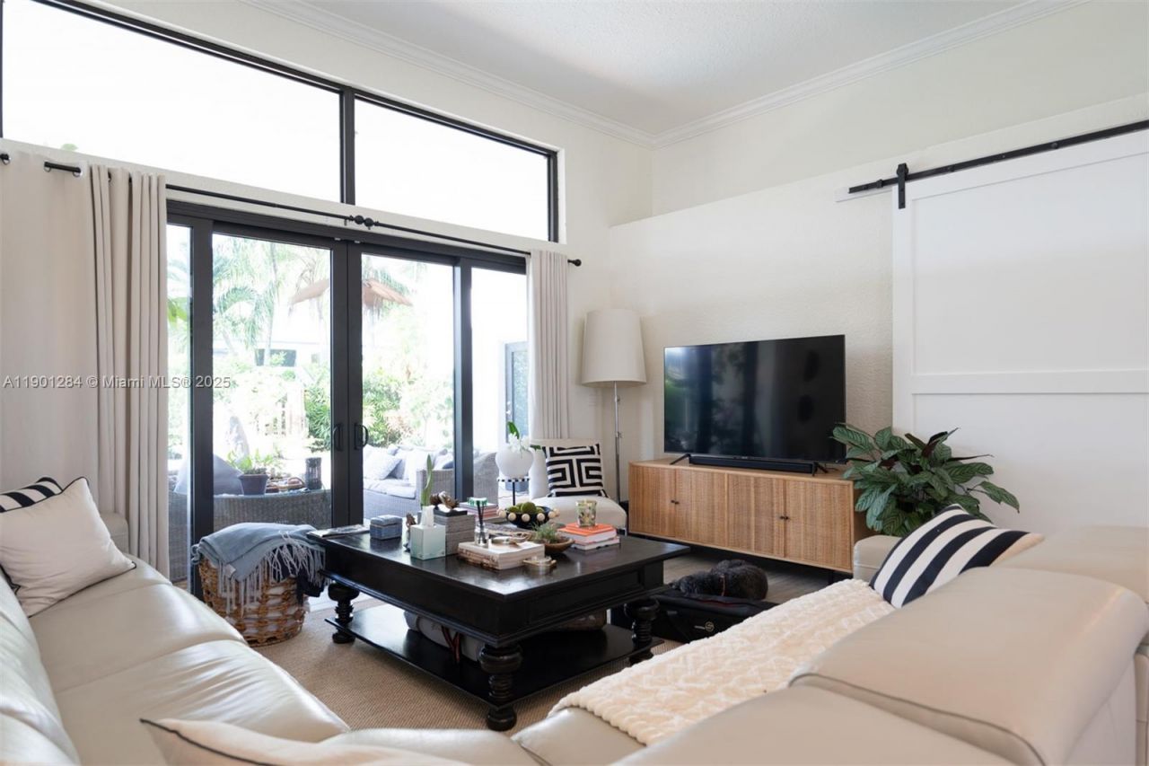 7761 SW 185th St, Cutler Bay, FL 33157 Photo