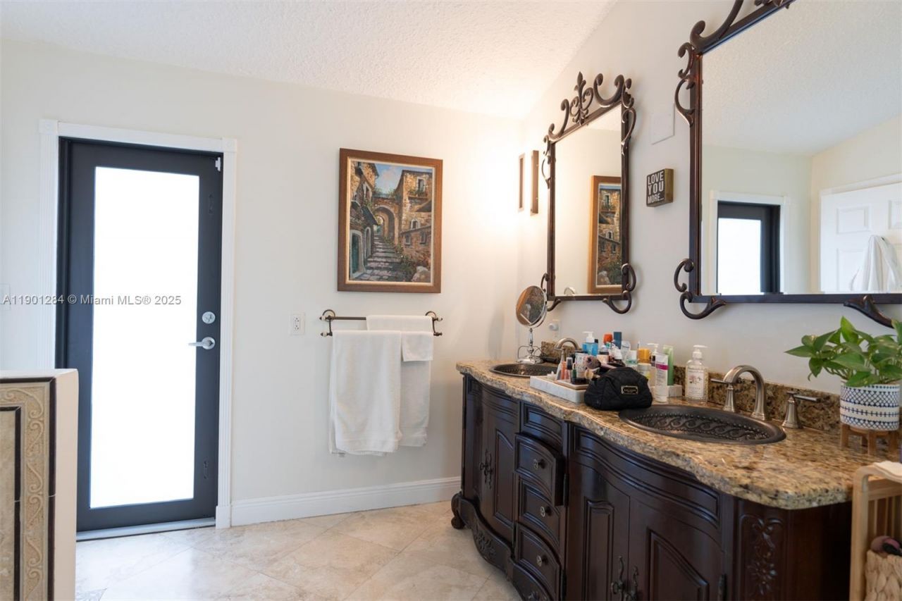 7761 SW 185th St, Cutler Bay, FL 33157 Photo