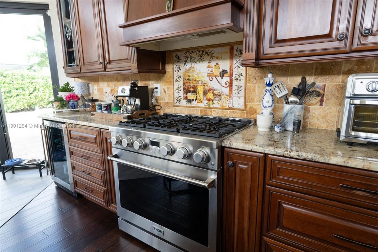 7761 SW 185th St, Cutler Bay, FL 33157 Photo